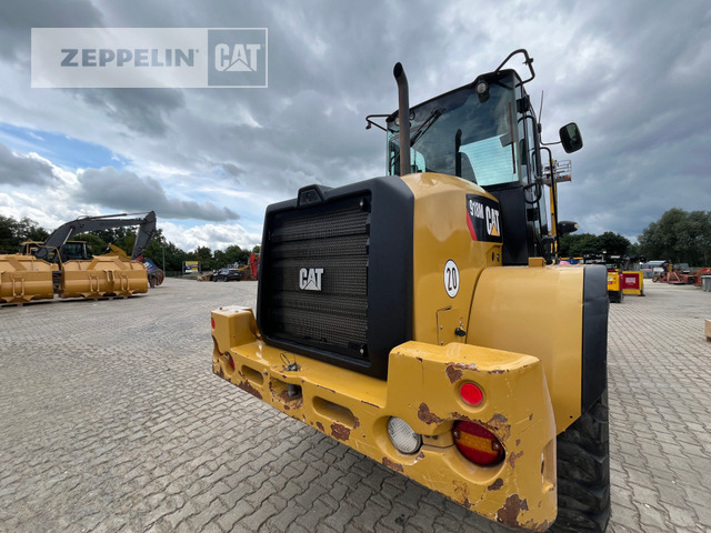 Chargeuse sur pneus Cat 918M