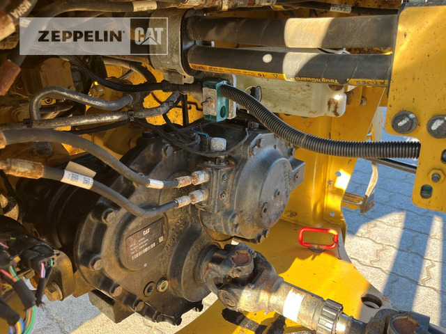 Chargeuse sur pneus Cat 918M