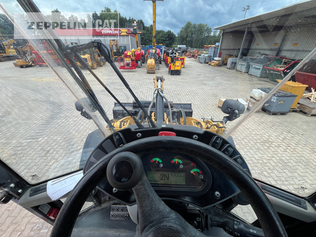 Chargeuse sur pneus Cat 918M