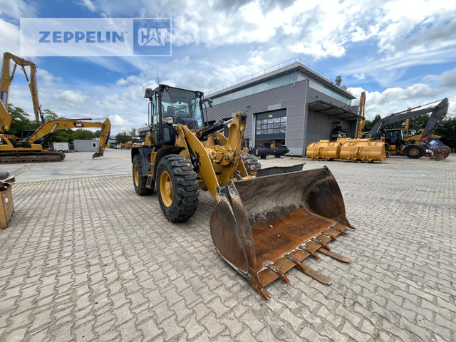 Chargeuse sur pneus Cat 918M