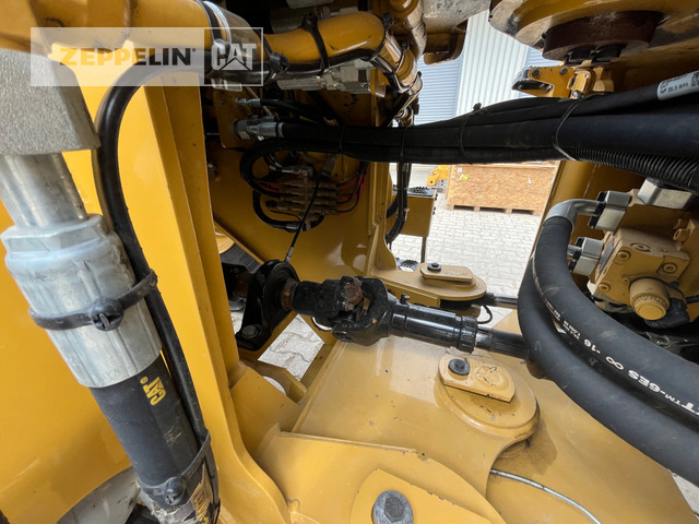 Chargeuse sur pneus Cat 926M