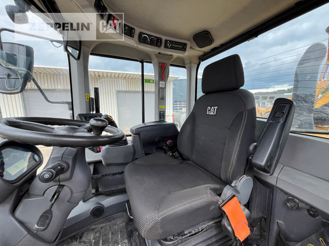 Chargeuse sur pneus Cat 926M