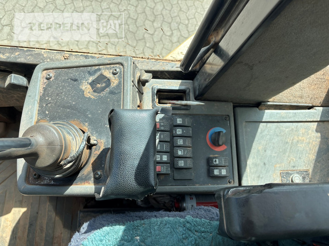 Chargeuse sur pneus Cat 930G