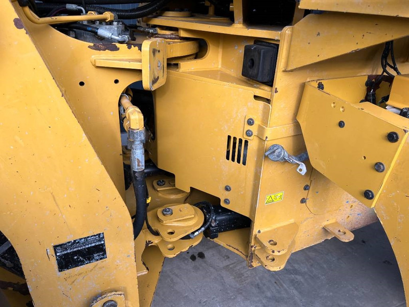 Chargeuse sur pneus Cat 930M