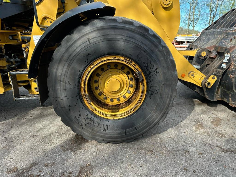 Chargeuse sur pneus Cat 938M