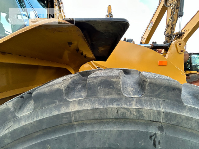 Chargeuse sur pneus Cat 950GC