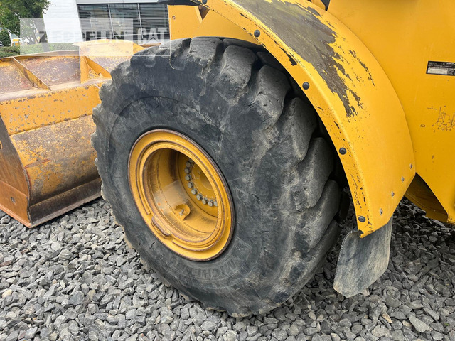 Chargeuse sur pneus Cat 950M