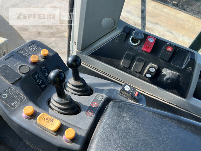 Chargeuse sur pneus Cat 950M