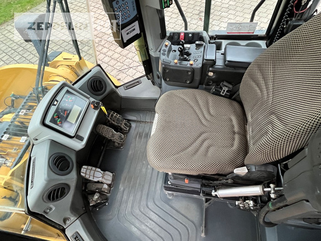 Chargeuse sur pneus Cat 950M