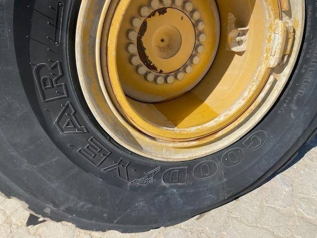 Chargeuse sur pneus Cat 950 K ganzes Lenkrad / steering wheel (12005351)