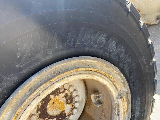 Chargeuse sur pneus Cat 950 K steering wheel (12005351)