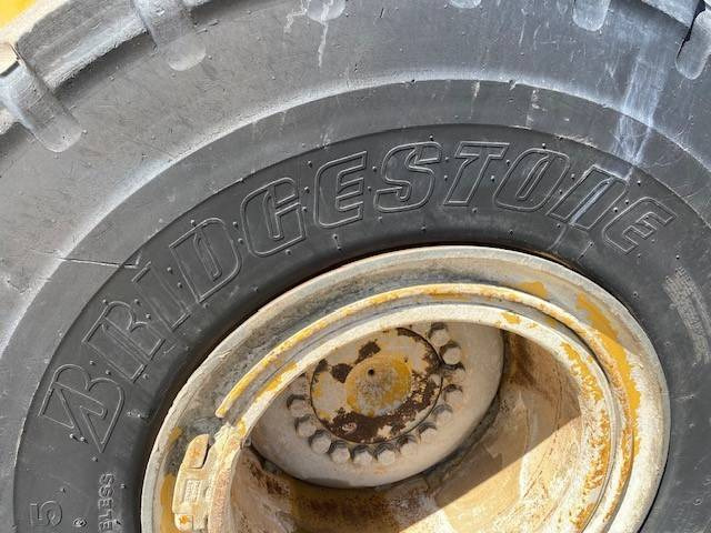 Chargeuse sur pneus Cat 950 K steering wheel (12005351)