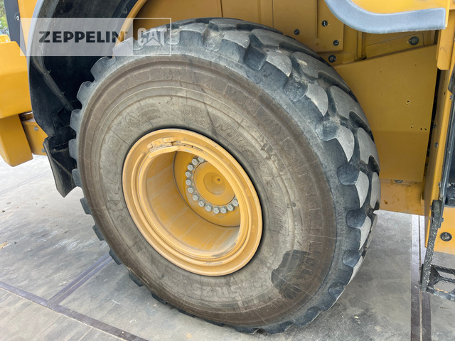Chargeuse sur pneus Cat 962M