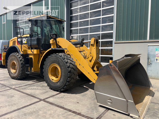 Chargeuse sur pneus Cat 962M