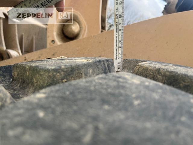 Chargeuse sur pneus Cat 962M