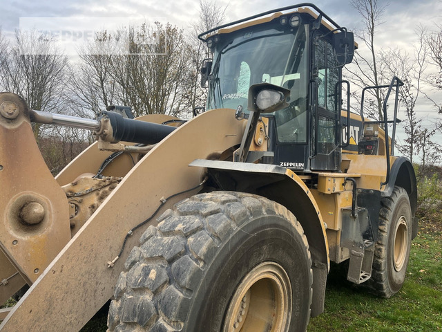 Chargeuse sur pneus Cat 962M
