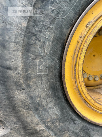 Chargeuse sur pneus Cat 966KXE