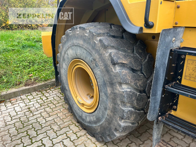 Chargeuse sur pneus Cat 966KXE