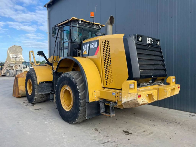 Chargeuse sur pneus Cat 966M