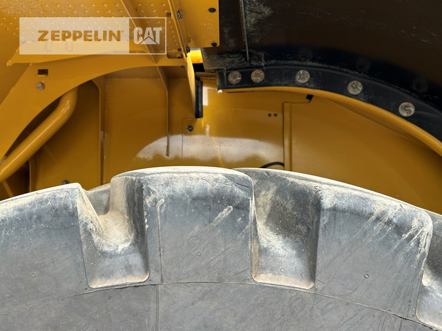 Chargeuse sur pneus Cat 966M