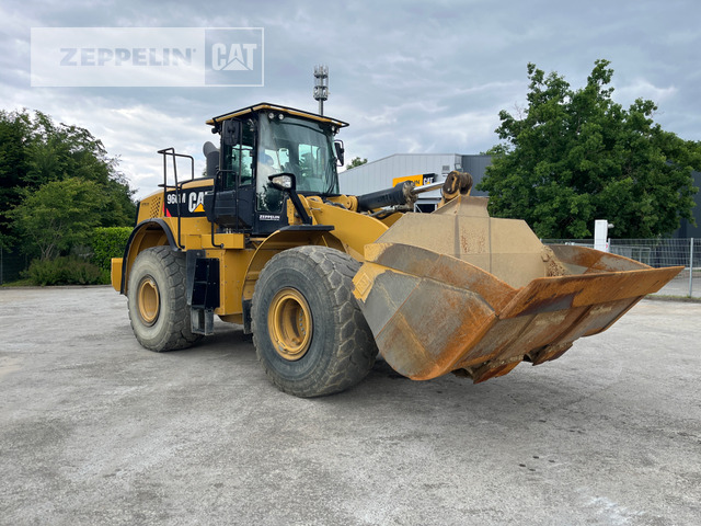 Chargeuse sur pneus Cat 966M