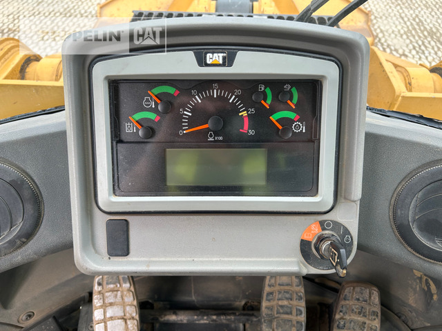 Chargeuse sur pneus Cat 966M