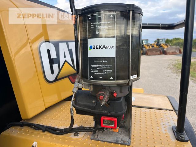 Chargeuse sur pneus Cat 966M