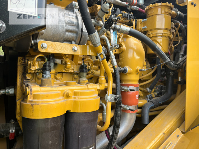 Chargeuse sur pneus Cat 966M