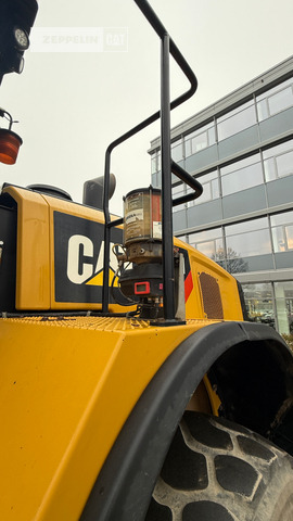 Chargeuse sur pneus Cat 966M