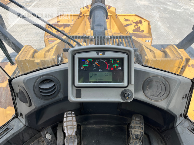 Chargeuse sur pneus Cat 966MXE