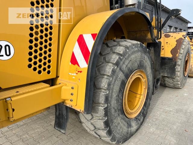 Chargeuse sur pneus Cat 966MXE