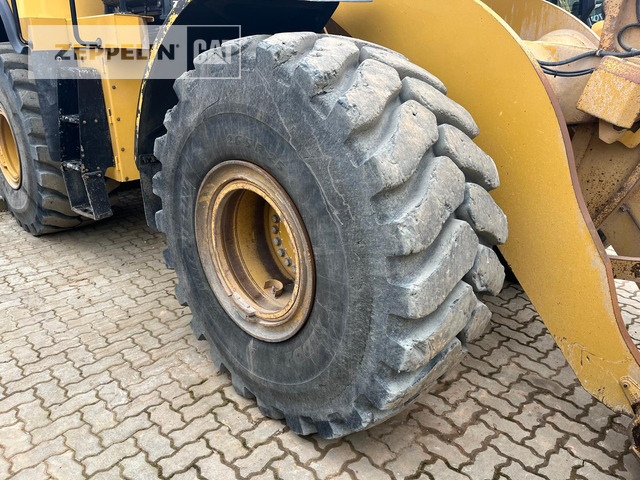 Chargeuse sur pneus Cat 966MXE