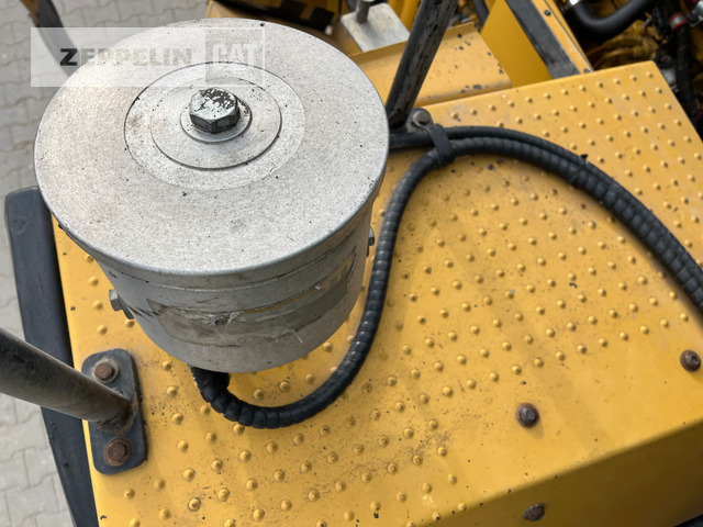 Chargeuse sur pneus Cat 966MXE