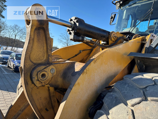 Chargeuse sur pneus Cat 966MXE