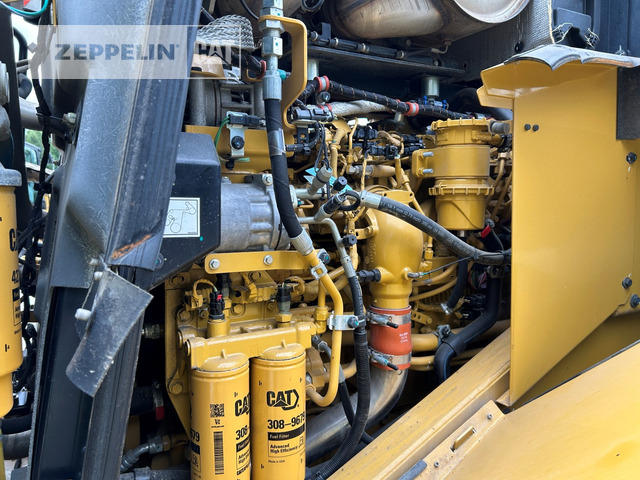 Chargeuse sur pneus Cat 966MXE