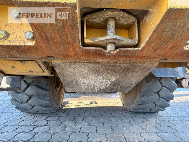 Chargeuse sur pneus Cat 966MXE