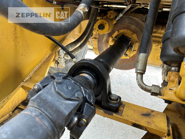 Chargeuse sur pneus Cat 966MXE