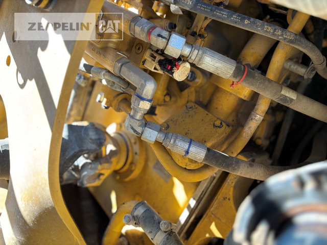 Chargeuse sur pneus Cat 966MXE