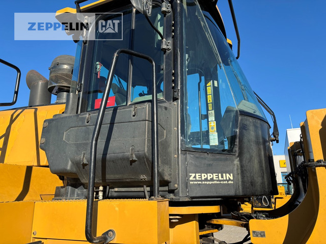 Chargeuse sur pneus Cat 966MXE