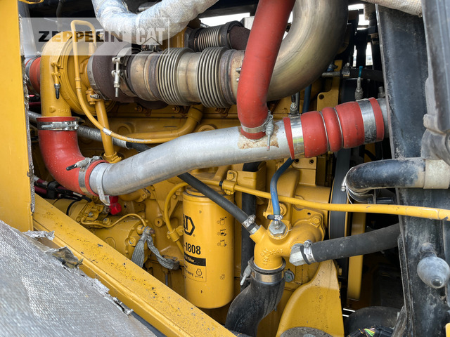 Chargeuse sur pneus Cat 966MXE