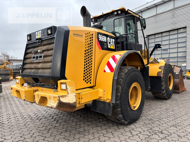 Chargeuse sur pneus Cat 966MXE