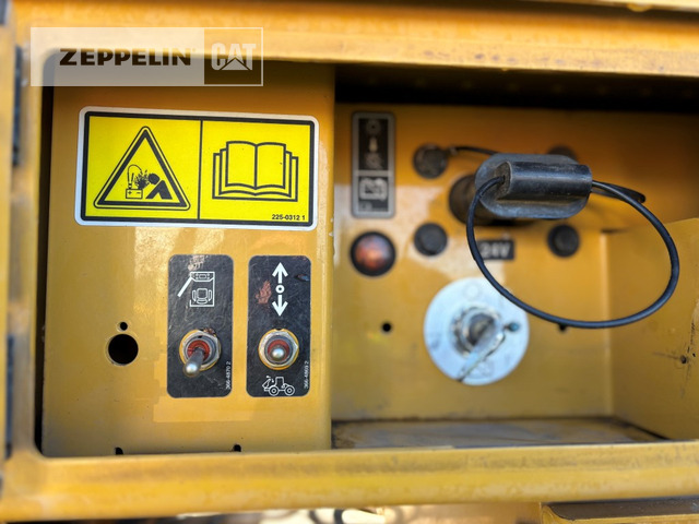 Chargeuse sur pneus Cat 966MXE