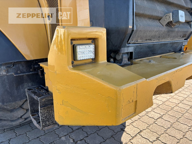 Chargeuse sur pneus Cat 966MXE