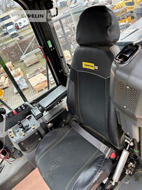 Chargeuse sur pneus Cat 966MXE