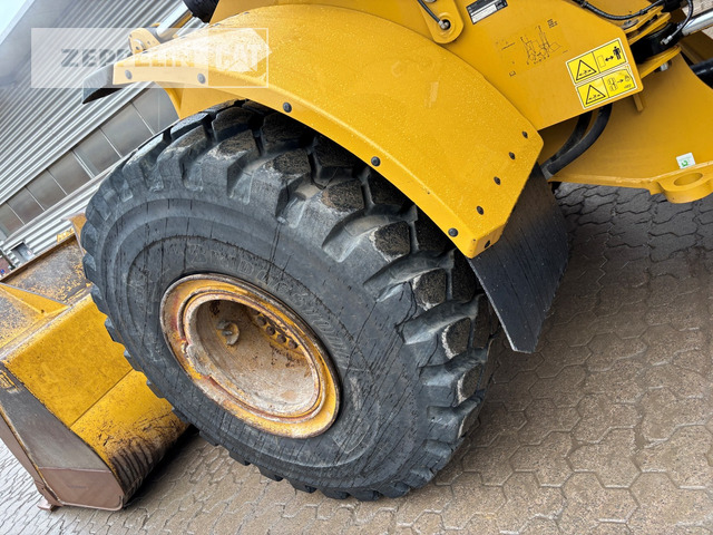 Chargeuse sur pneus Cat 966MXE