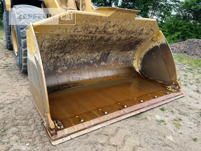 Chargeuse sur pneus Cat 966MXE