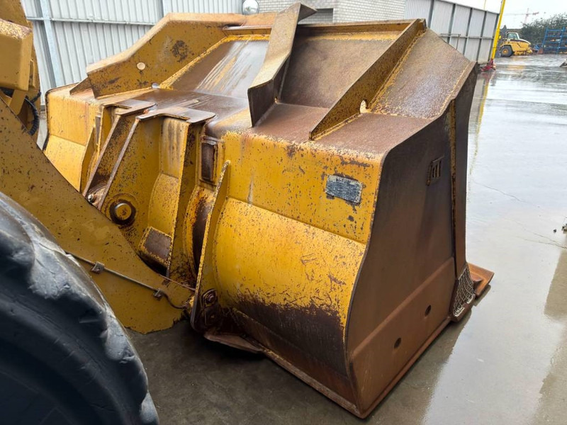 Chargeuse sur pneus Cat 966M XE