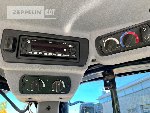 Chargeuse sur pneus Cat 966XE