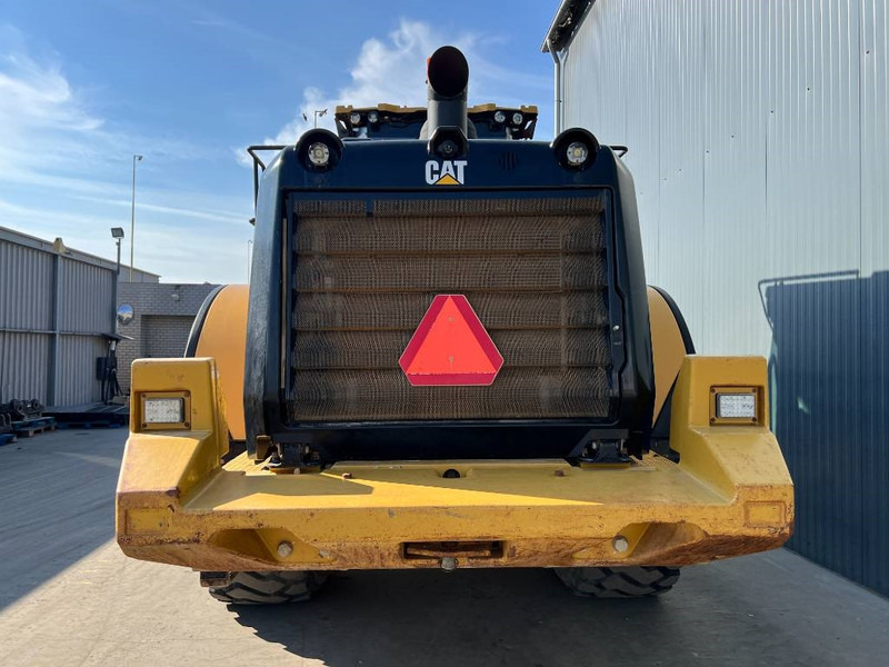 Chargeuse sur pneus Cat 972M