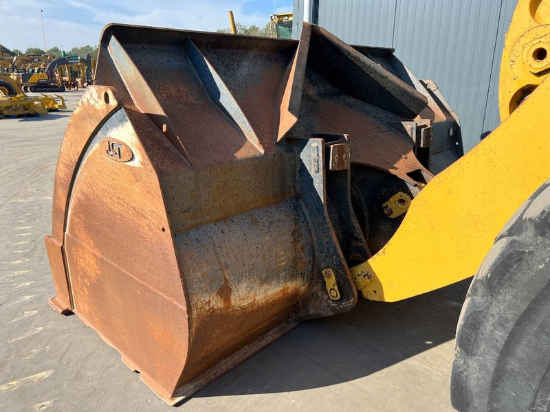 Chargeuse sur pneus Cat 972M